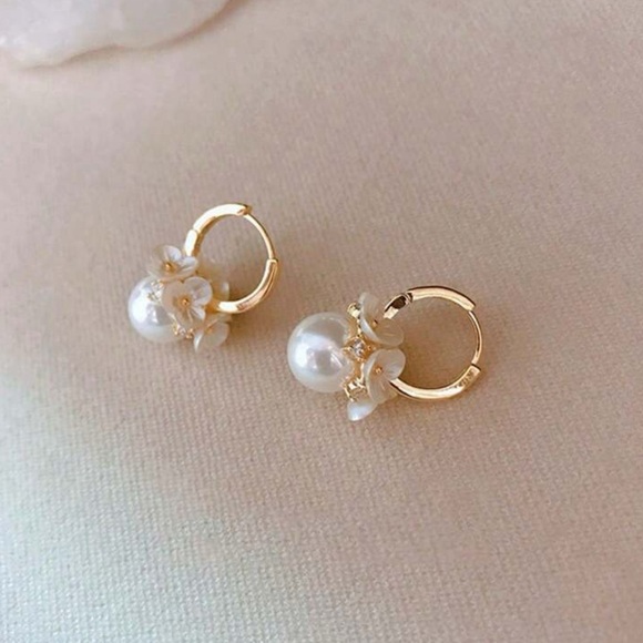 Floral Pearl Hoops - Picture 2 of 3